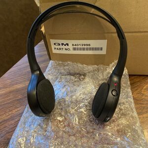 GM Digital Audio Wireless Headphones Only OEM 84012996 Yukon Suburban Fold Flat